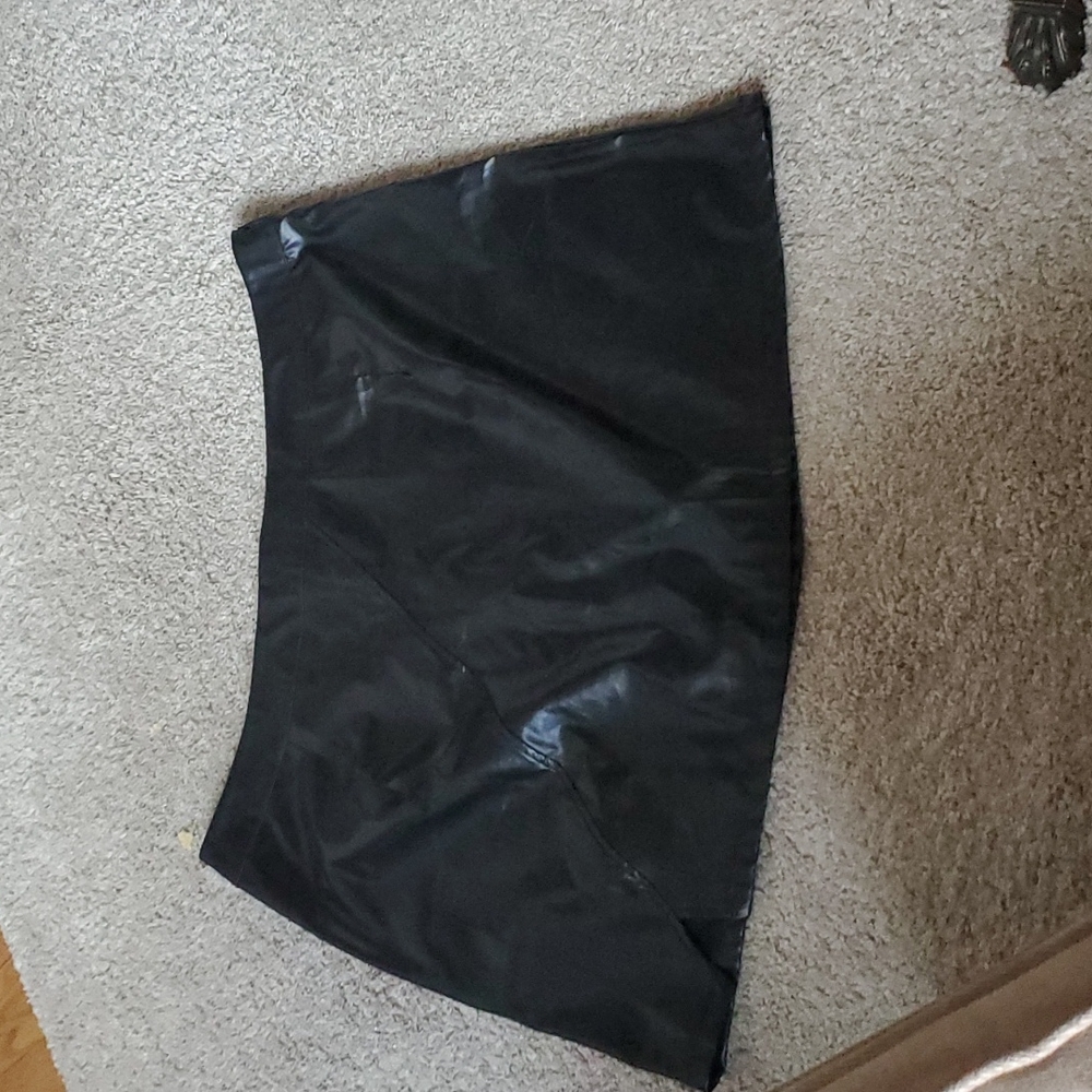 NWOT PU skirt